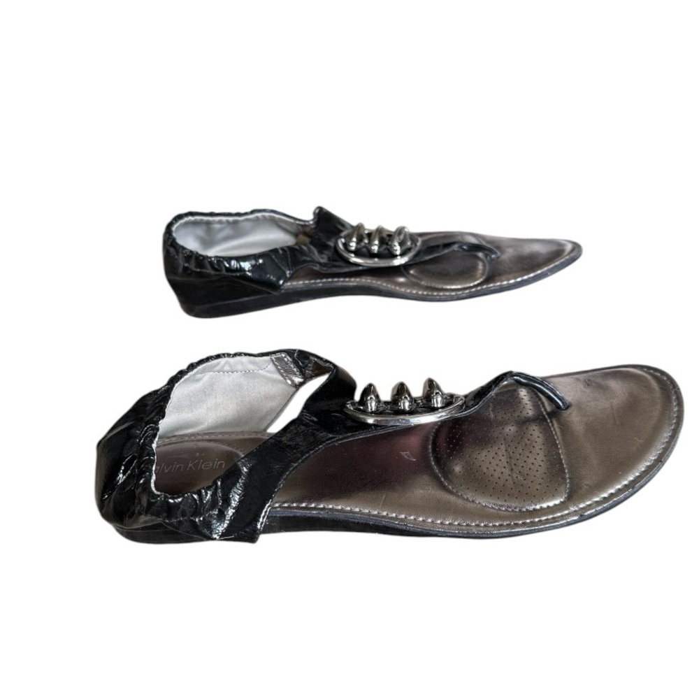 Calvin Klein Daisy Strappy Thong Patent Black Sandal Women Size 8.5M